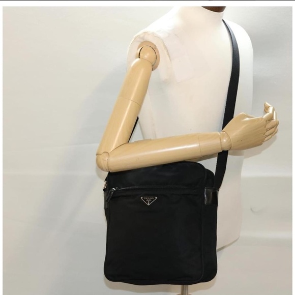 Authentic Prada Tessuto Messenger/Crossbody Bag Black - Picture 3 of 13